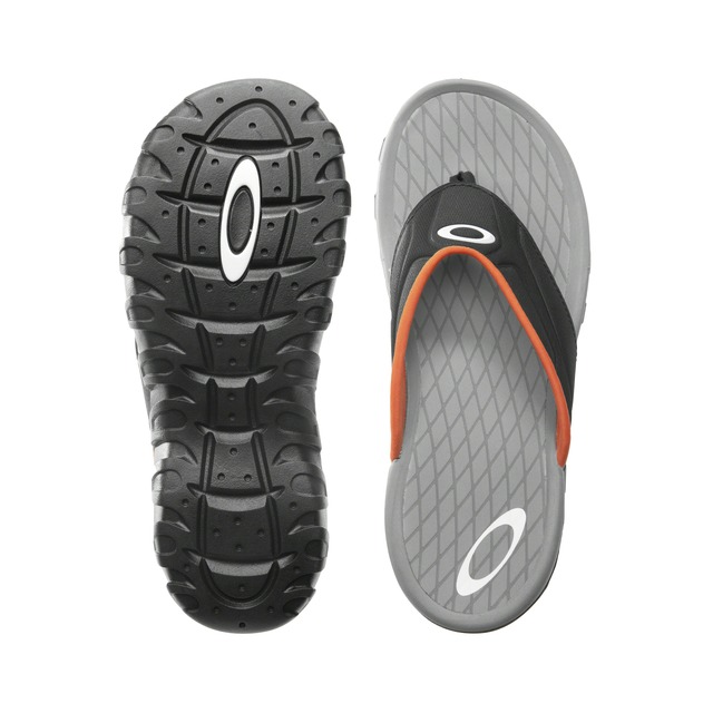 oakley flip flops near me