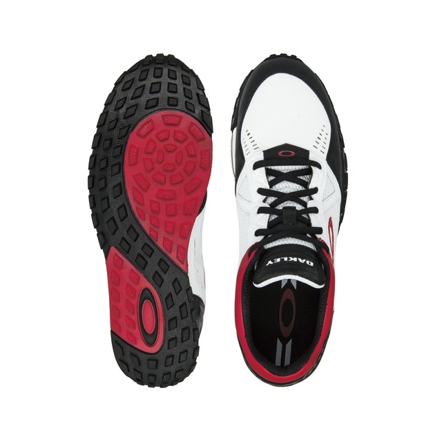 red shoes for oakley