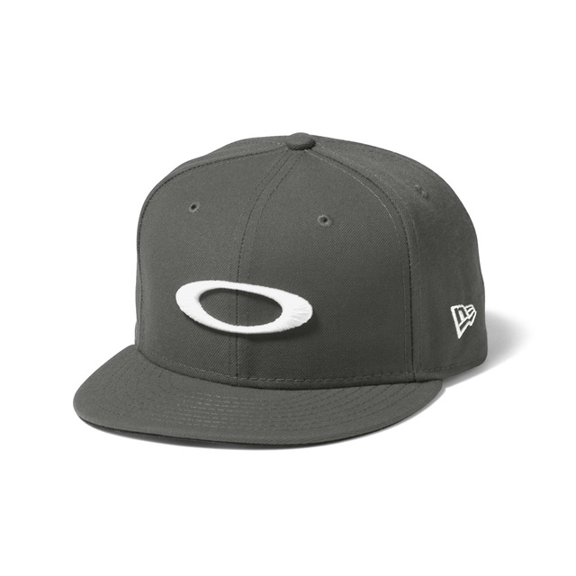 oakley skull cap